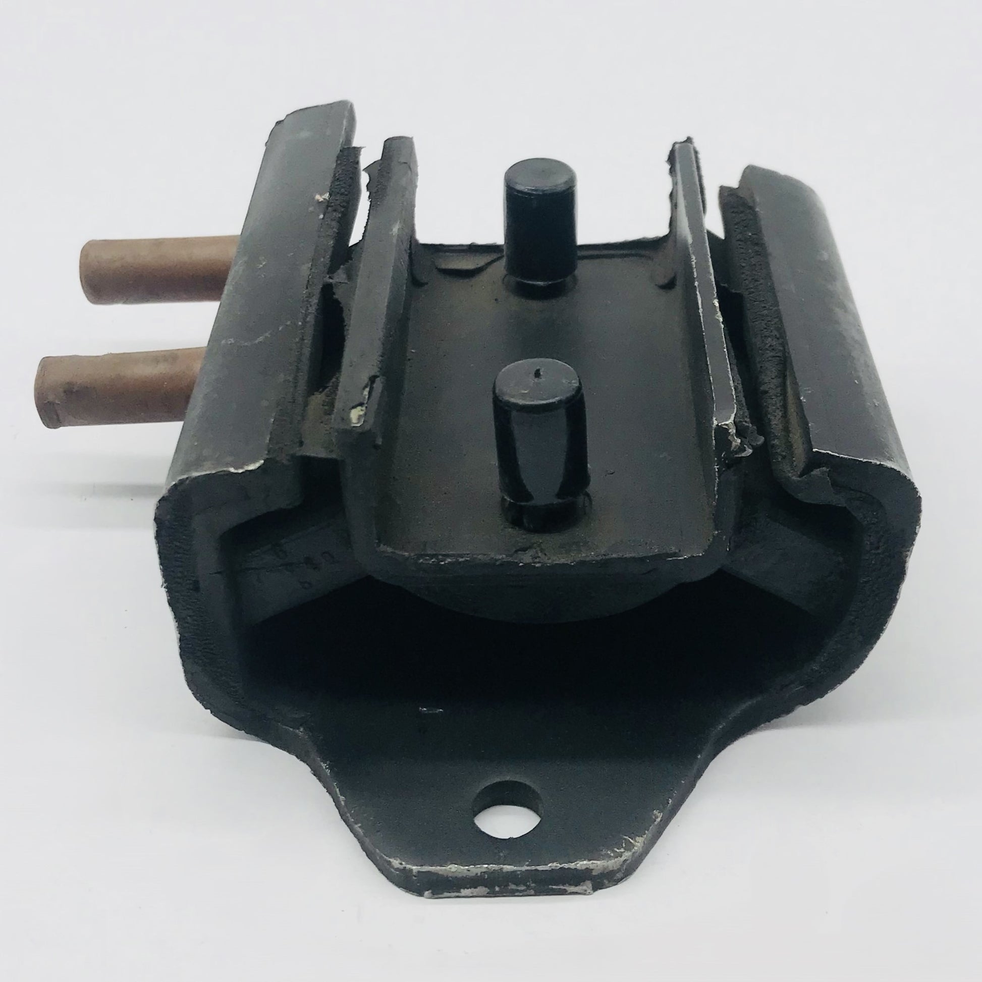 Soporte T Nissan 72-84            Em2487