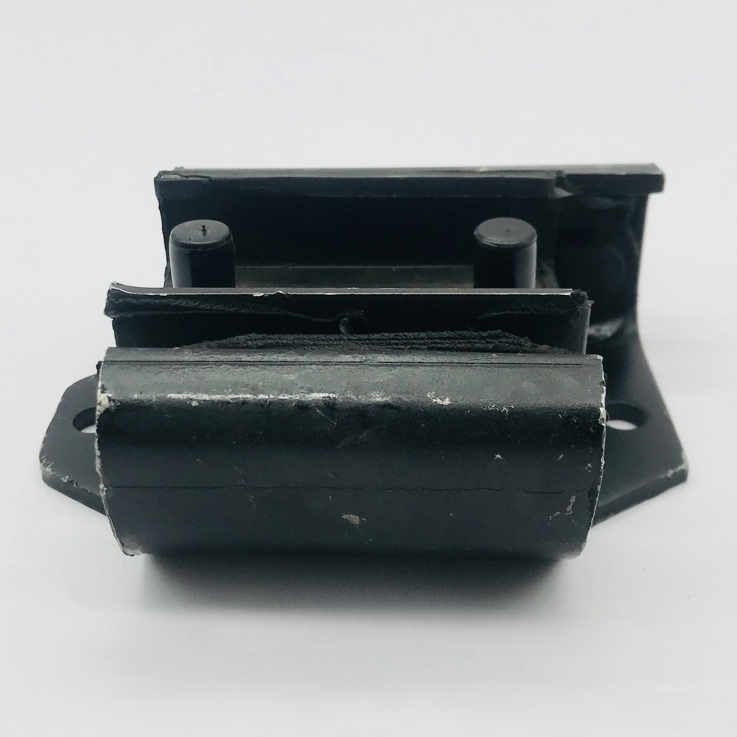 Soporte T Nissan 72-84            Em2487