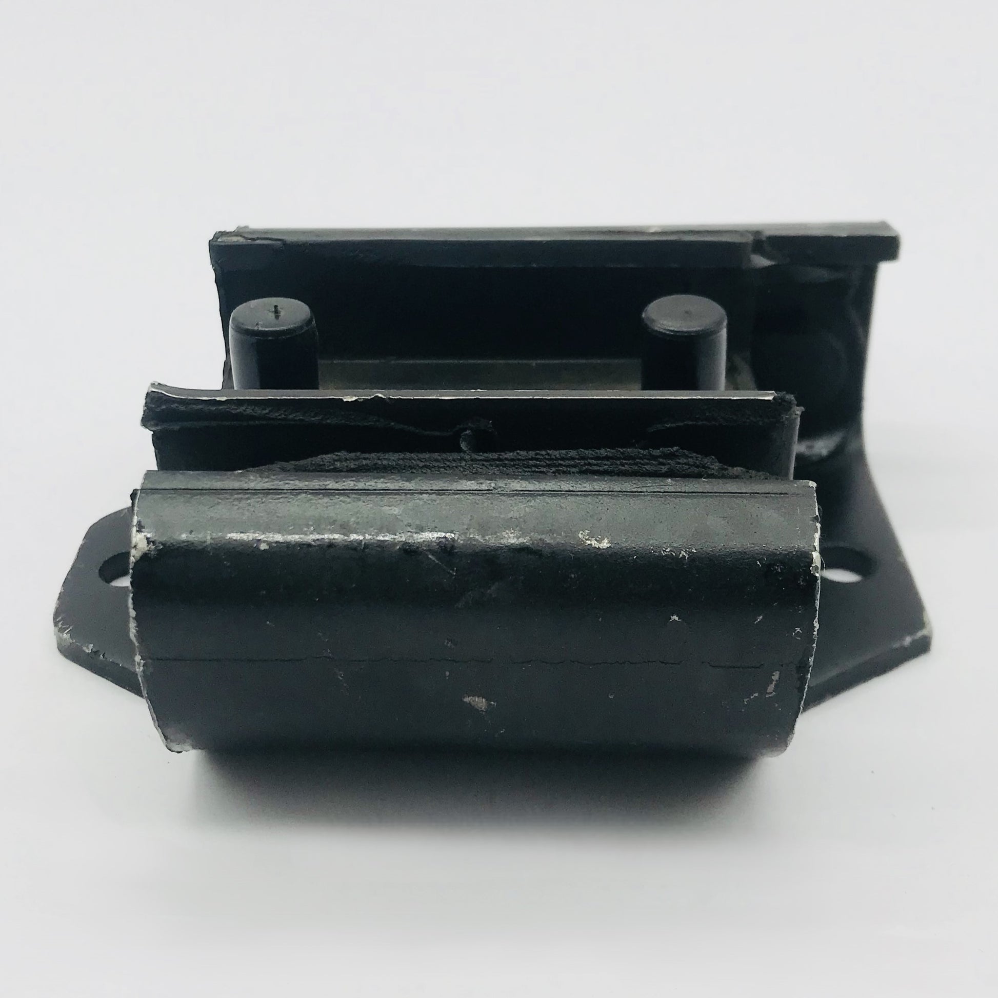 Soporte T Nissan 72-84            Em2487