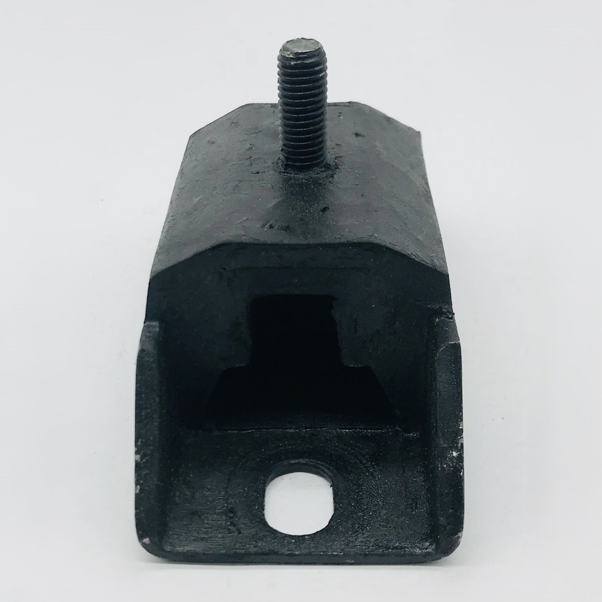 Soporte T Chev 5.0 5.7 C1500 Suburban 92-95 Tras