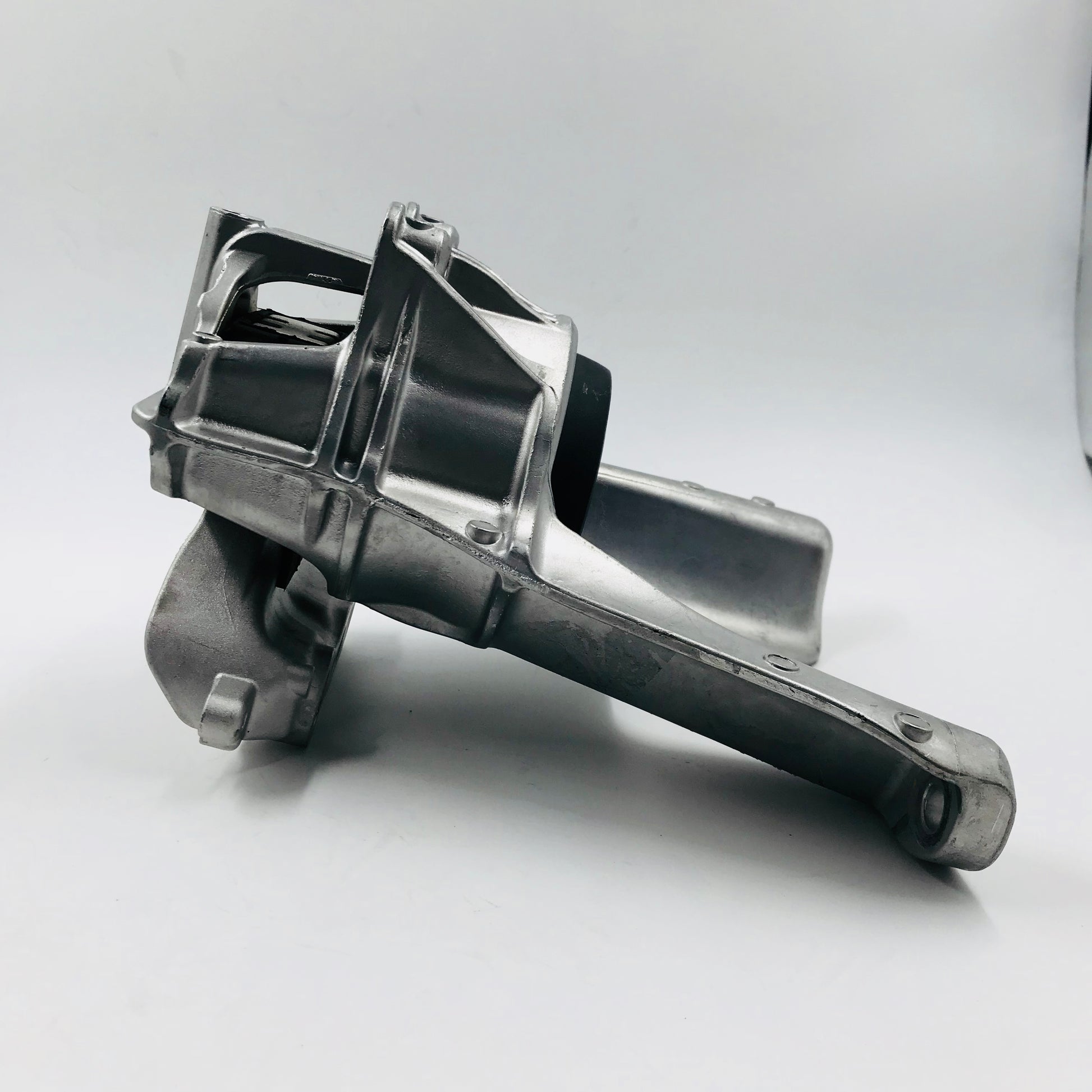 Soporte M Honda 2.0 Civic 16-20 Der