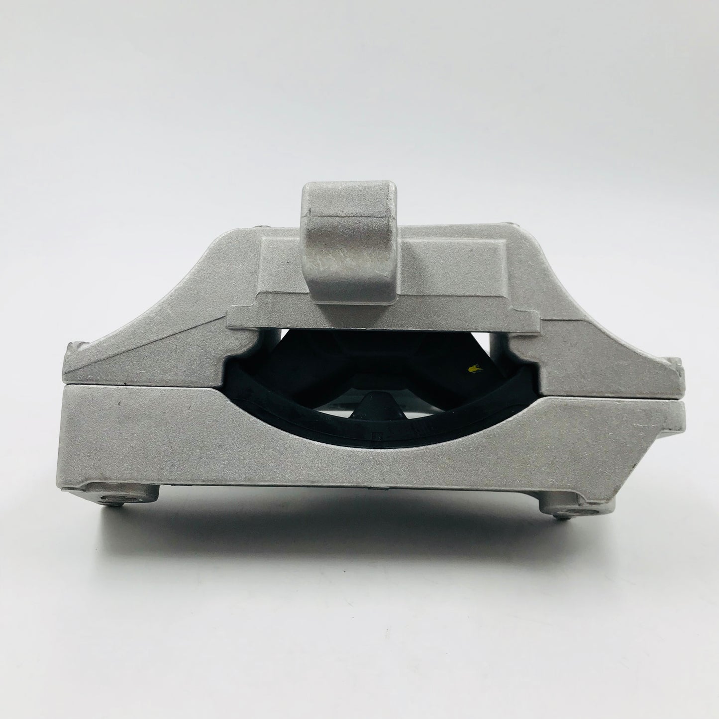 Soporte T Chev 1.5 Cavalier 18-22 STD Izq