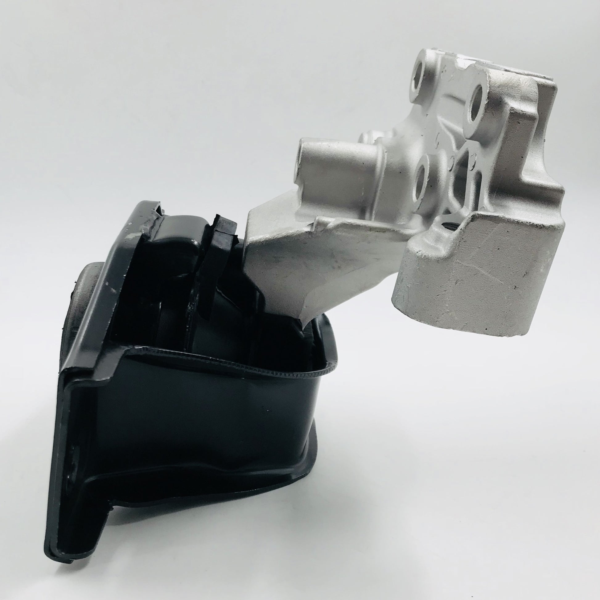 Soporte M Nissan 2.5 Xtrail Rogue Koleos Sent 08-16 Der