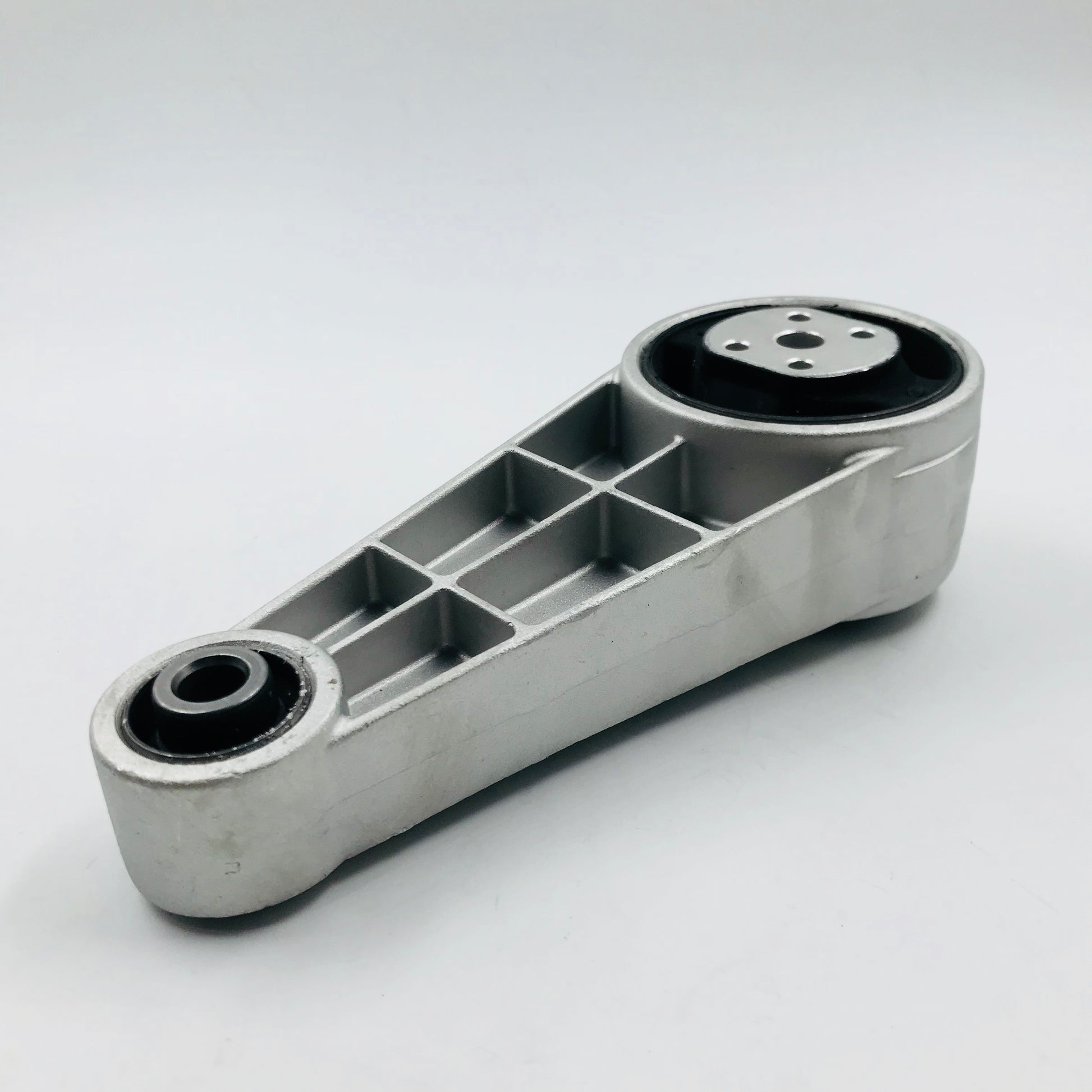 Soporte M Chev 2.0 Optra Suziki Reno Forenza 04-10 Tras Torsion