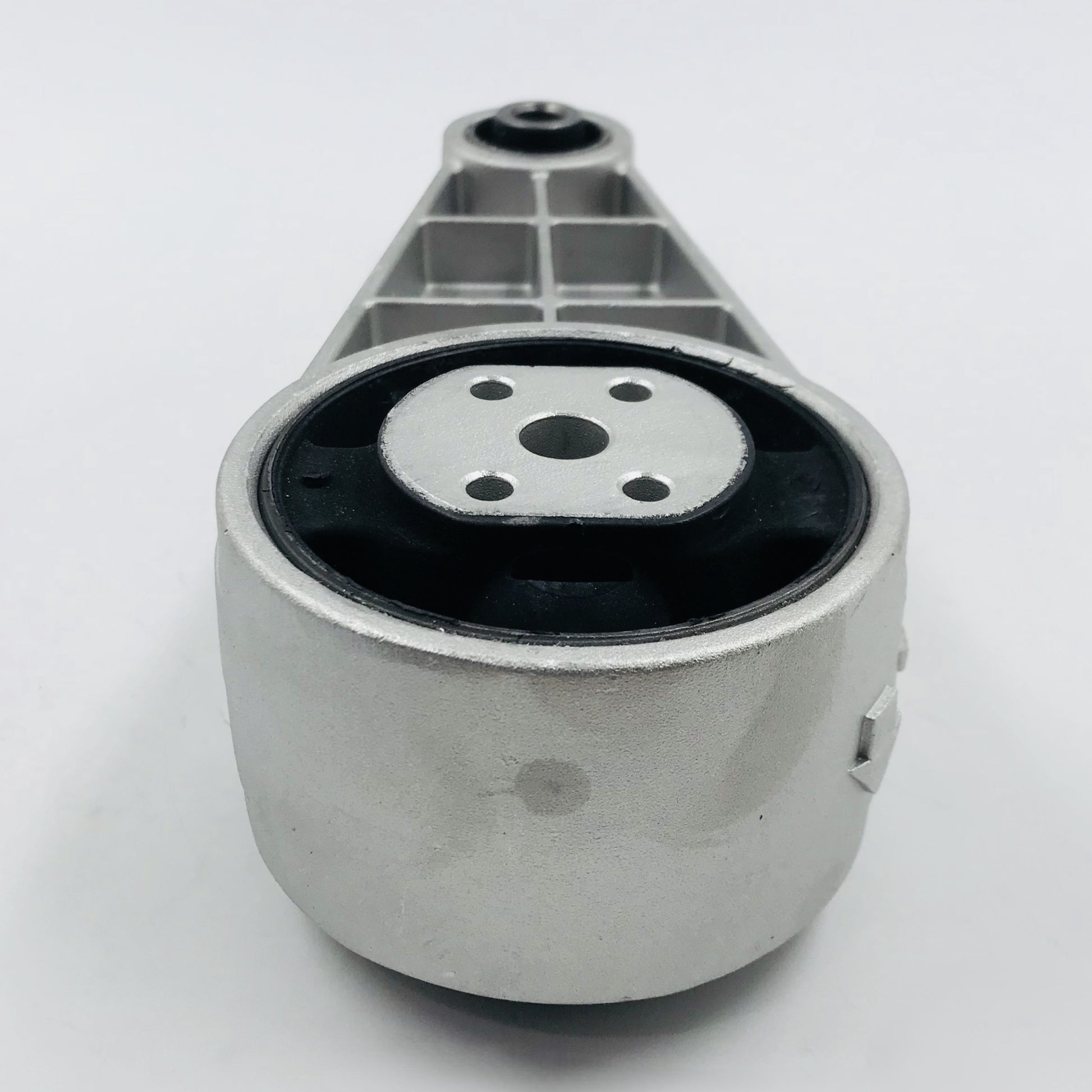 Soporte M Chev 2.0 Optra Suziki Reno Forenza 04-10 Tras Torsion