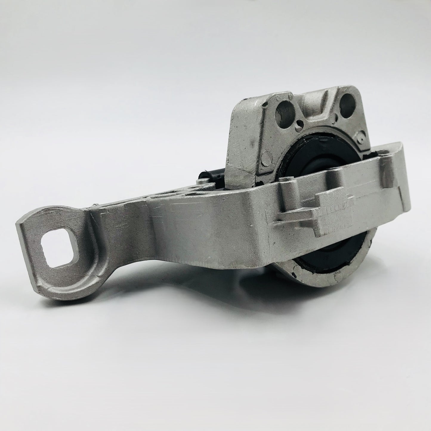 Soporte M Mazda 2.0 3 04-10 Der