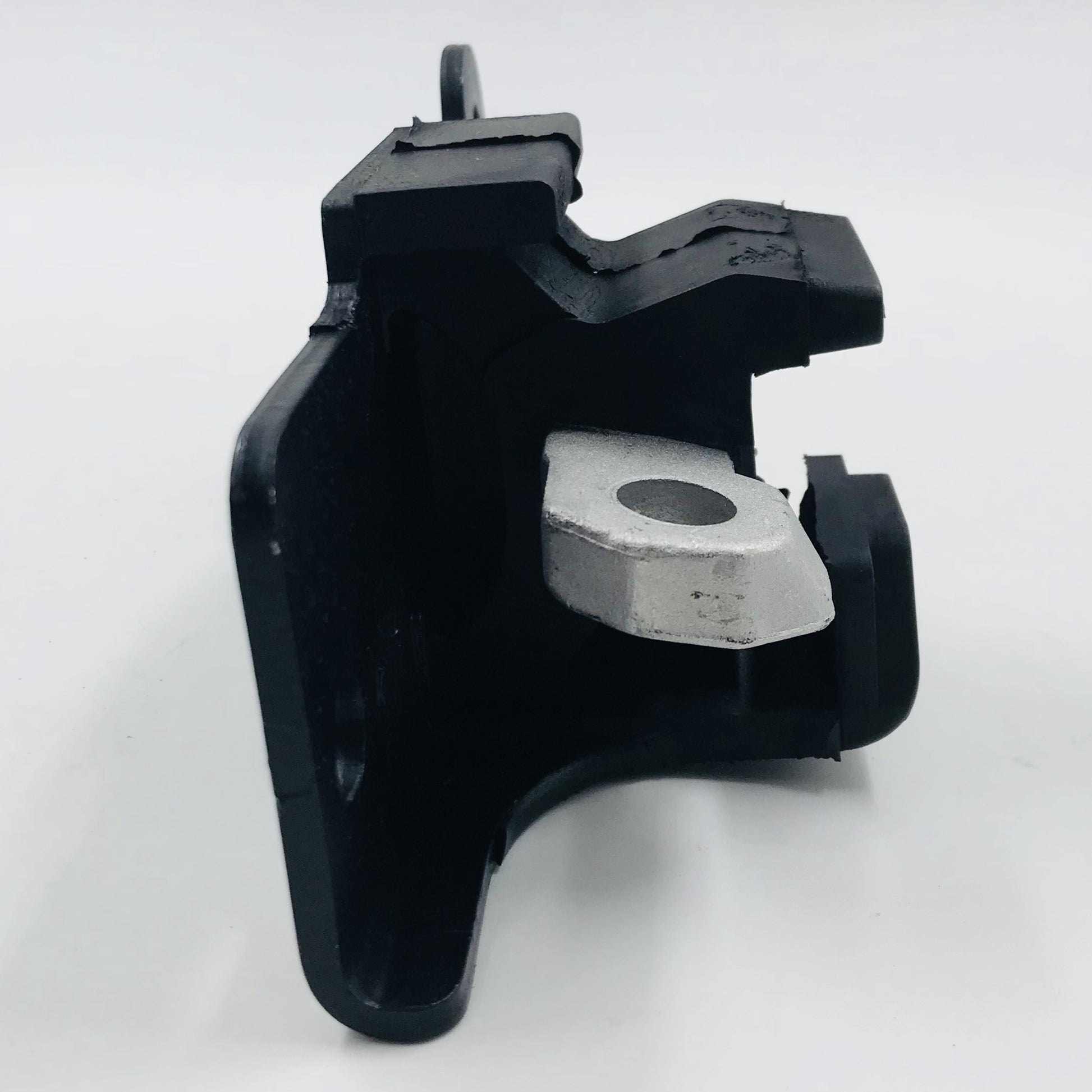 Soporte T Nissan 3.5 Murano Quest  03-08 Izq