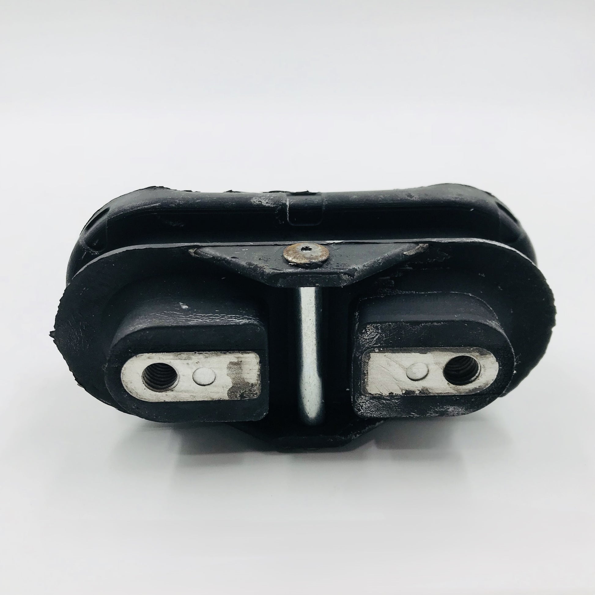 Soporte T Buick 3.8 3.9 4.6 Lucerne 06-11 Izq