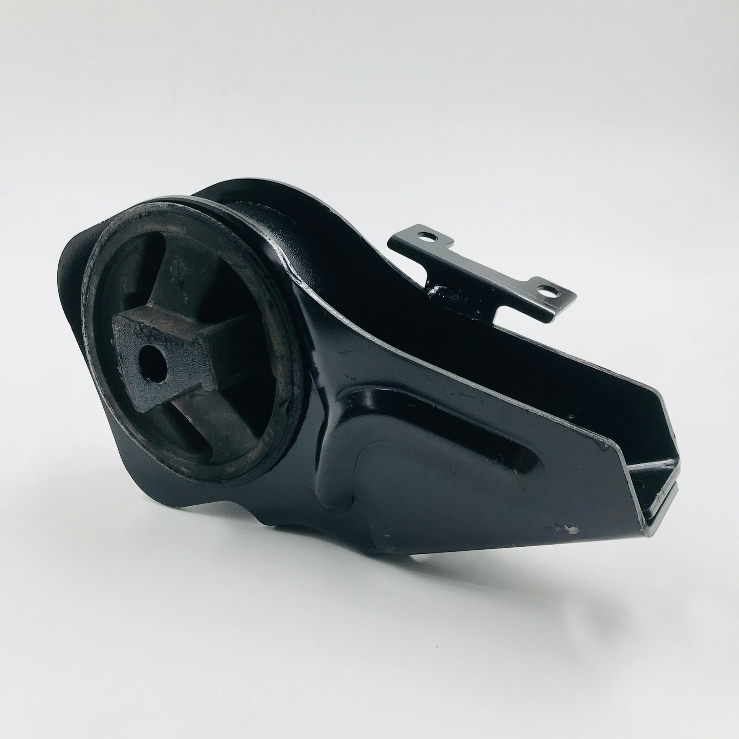 Soporte T Toyota Tacoma L4 2.7 05-15 Tras