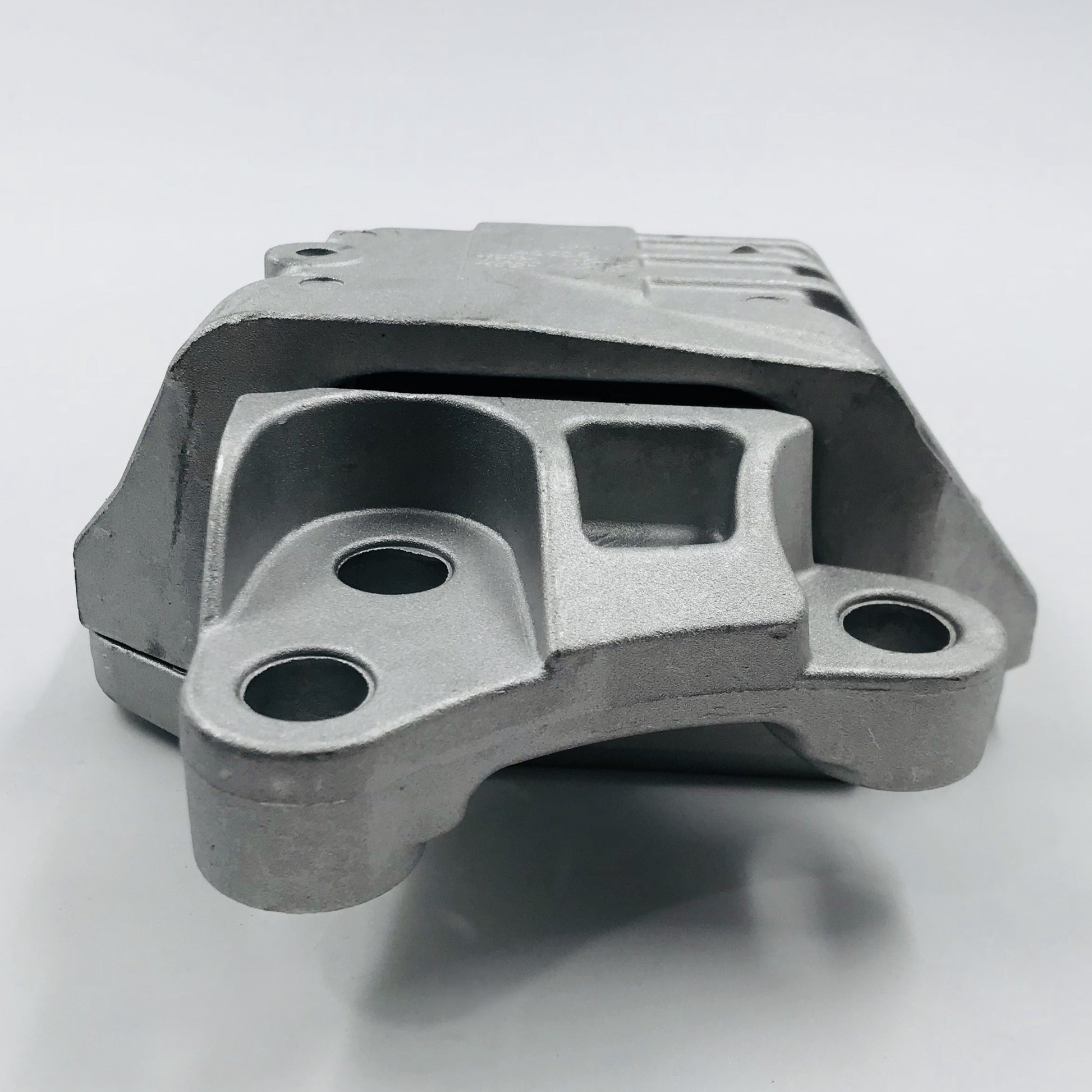 Soporte T Jeep Ram 2.4 Promaster Compass Renegade 500x 15-22 Izq