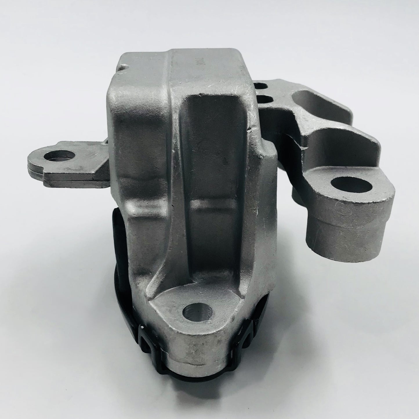 Soporte M Chev 1.5 1.8 Trax Encore 13-22 Der