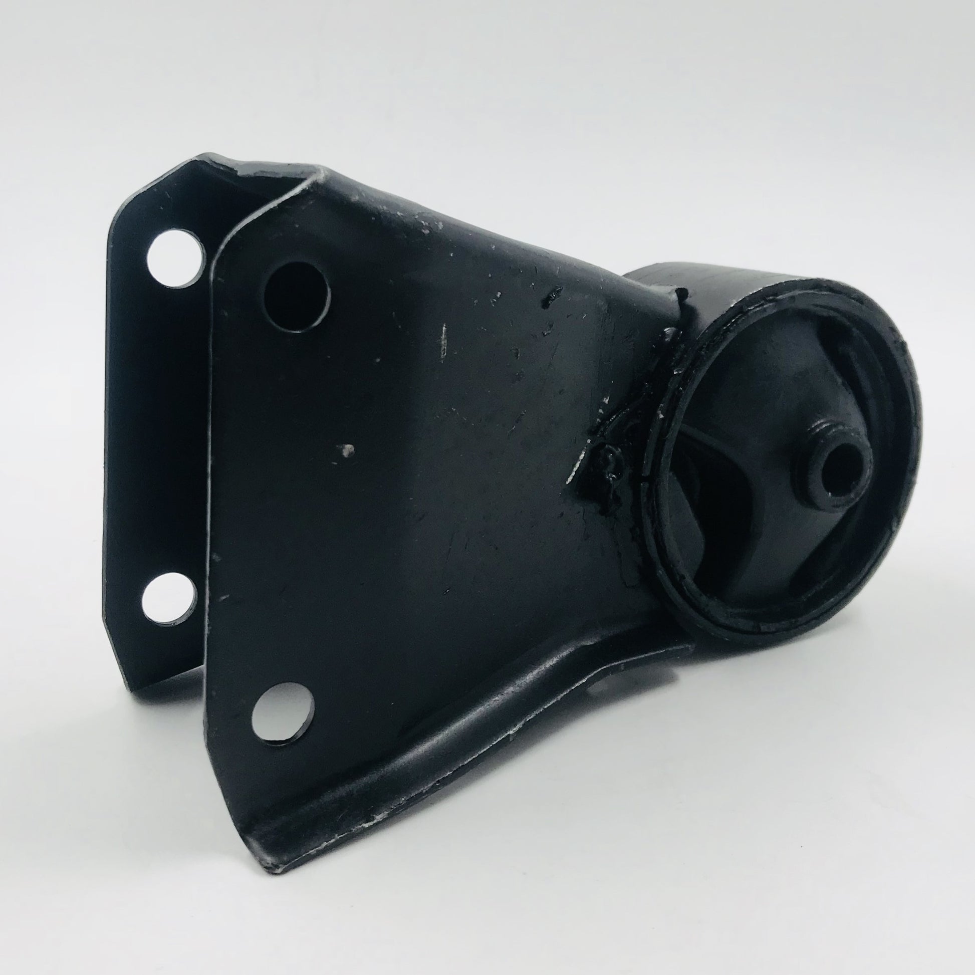 Soporte M Nissan Maxima 89-94