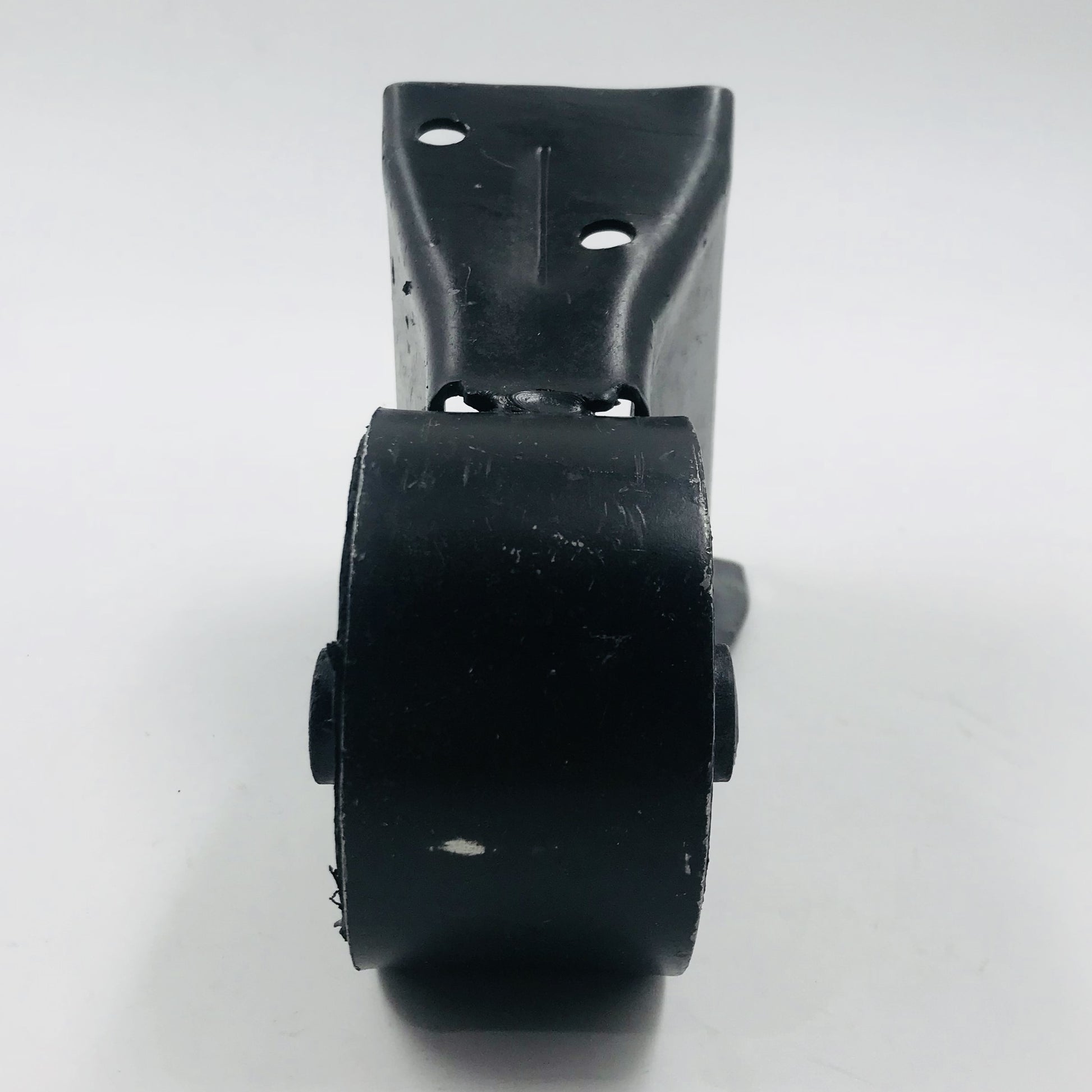 Soporte M Nissan Maxima 89-94