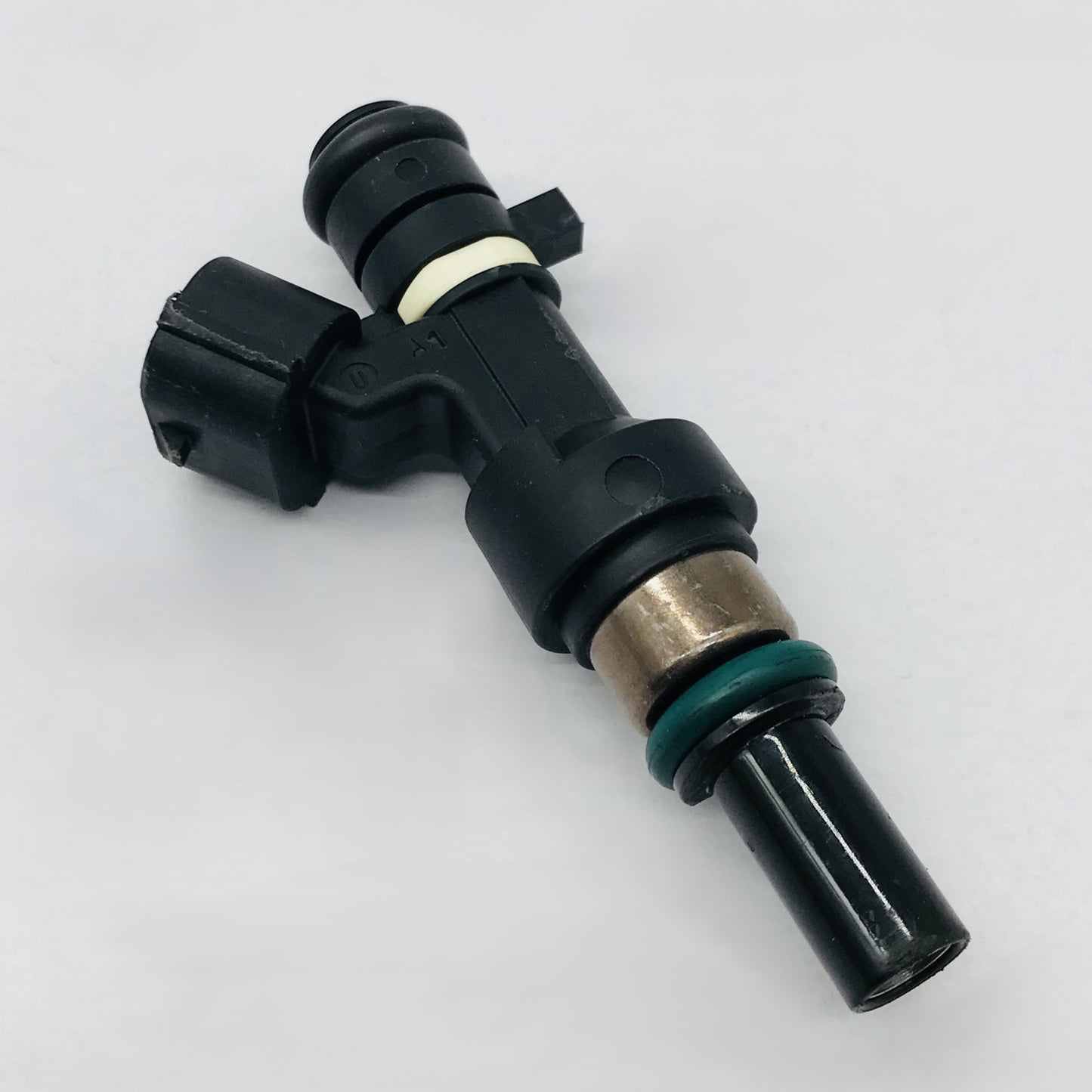 Inyector Nissan 1.6 Versa March Kicks 12-18 Original