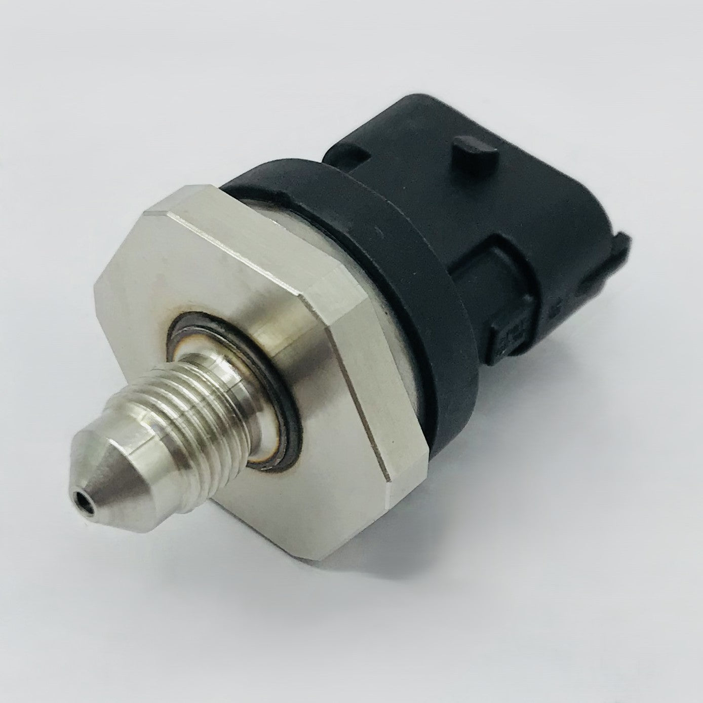 Regulador De Presion Gasolina Ford Mazda 3 Pines