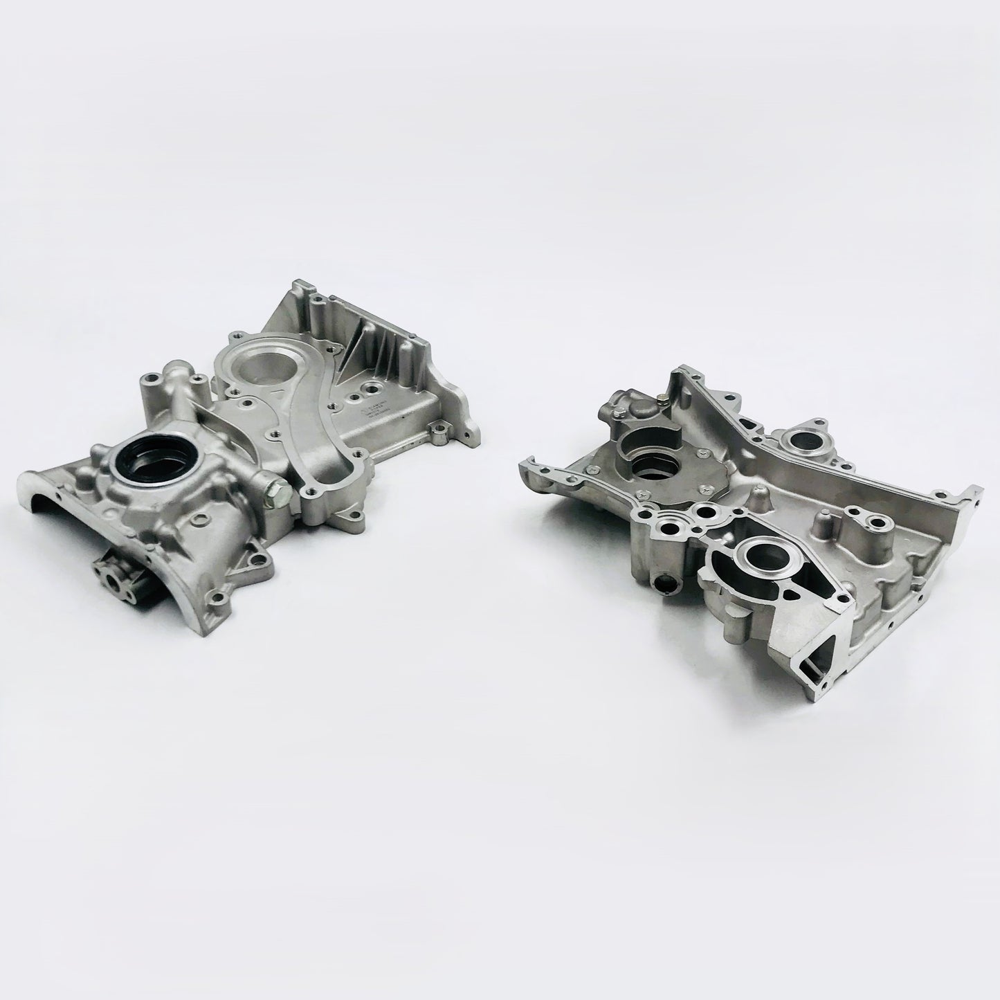 Tapa Distribucion Nissan 1.8 Tiida Sentra Almera