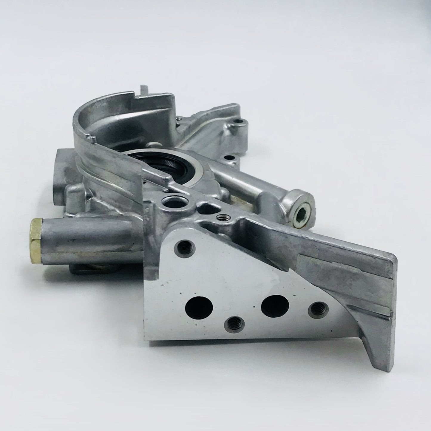 Bomba Aceite Nissan 3.0 Quest Bocona 44M