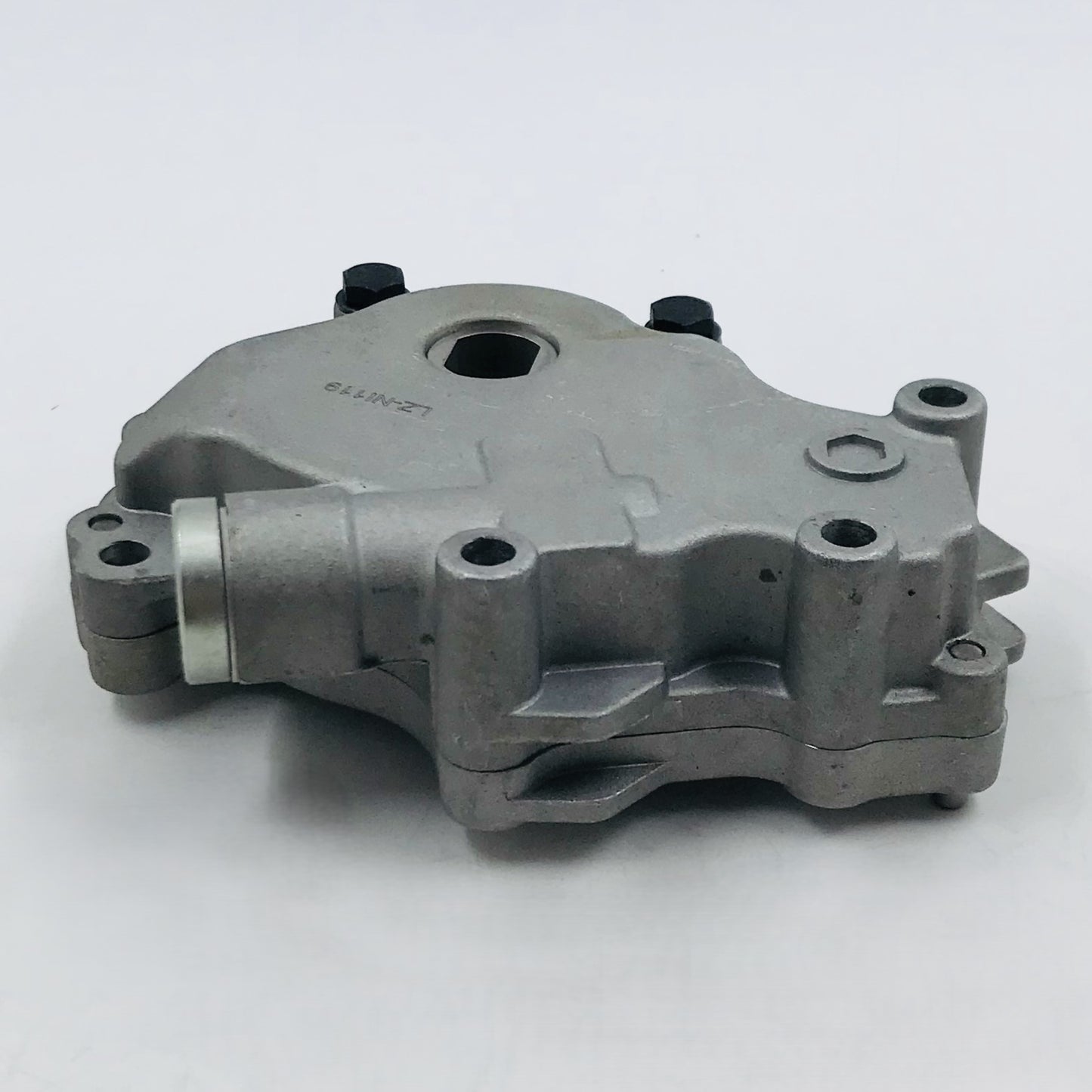 Bomba Aceite Nissan 1.8 Mr20 Mr18 Chica M610