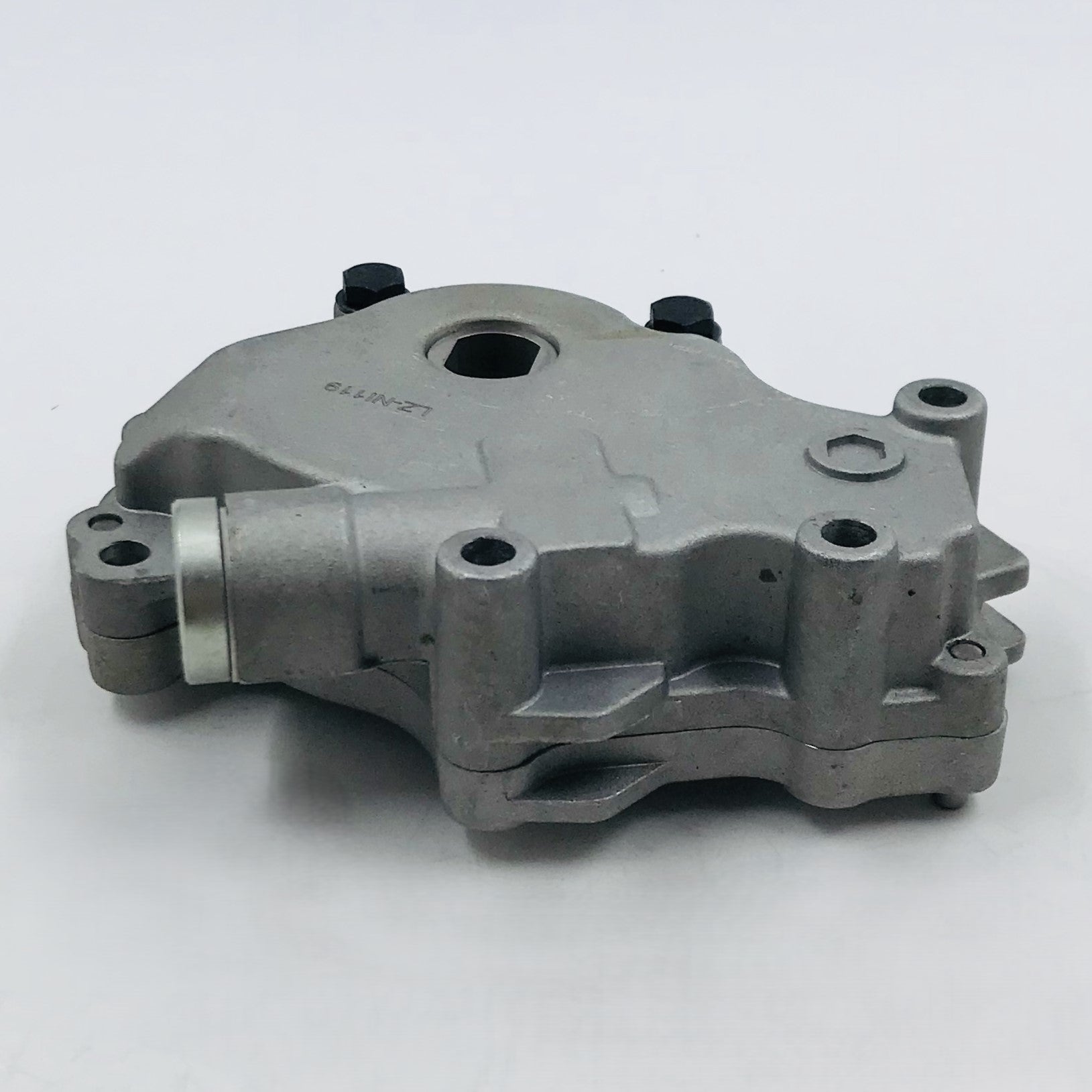 Bomba Aceite Nissan 1.8 Mr20 Mr18 Chica M610