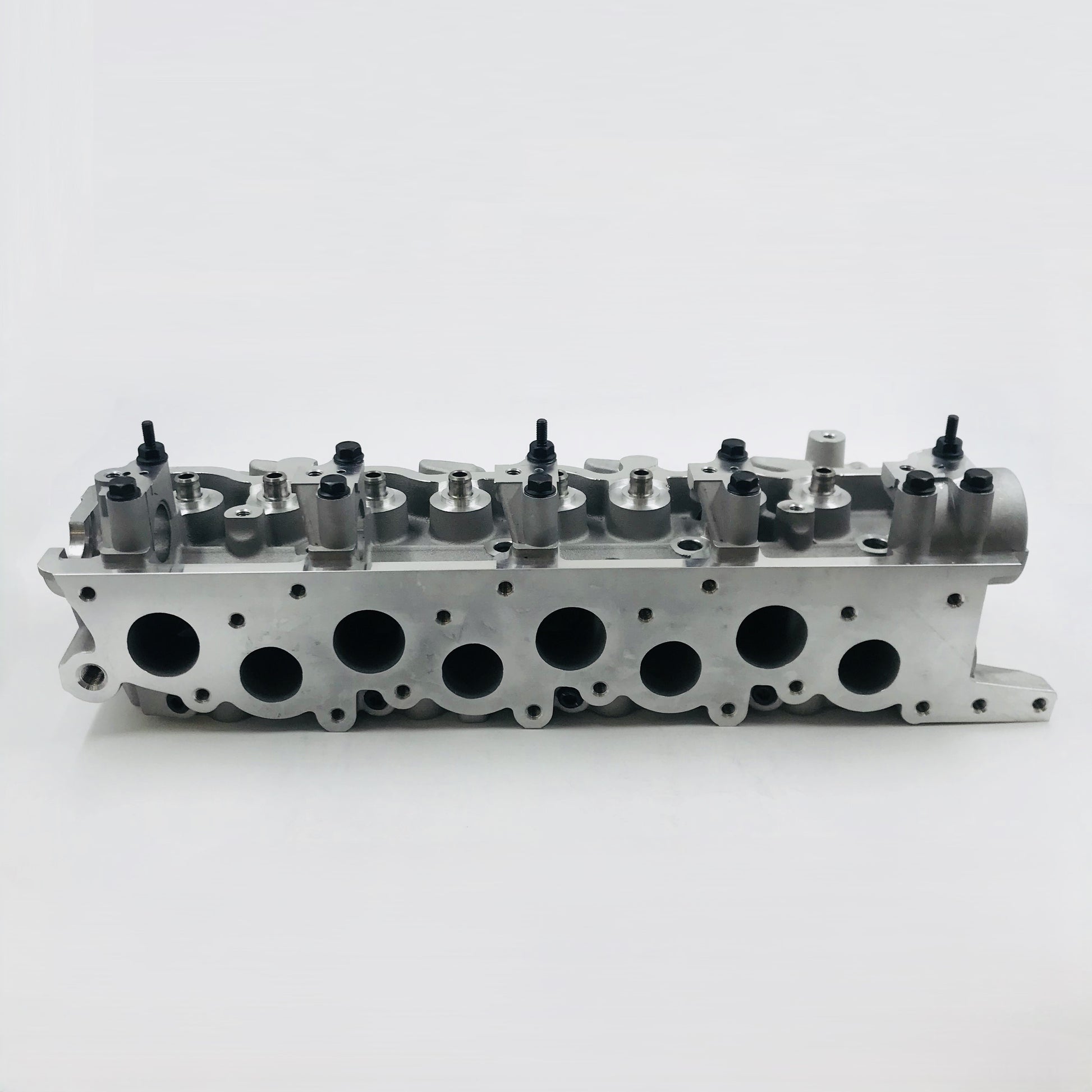 Cabeza De Motor Mitsubishi 2.5 Diesel  Sola