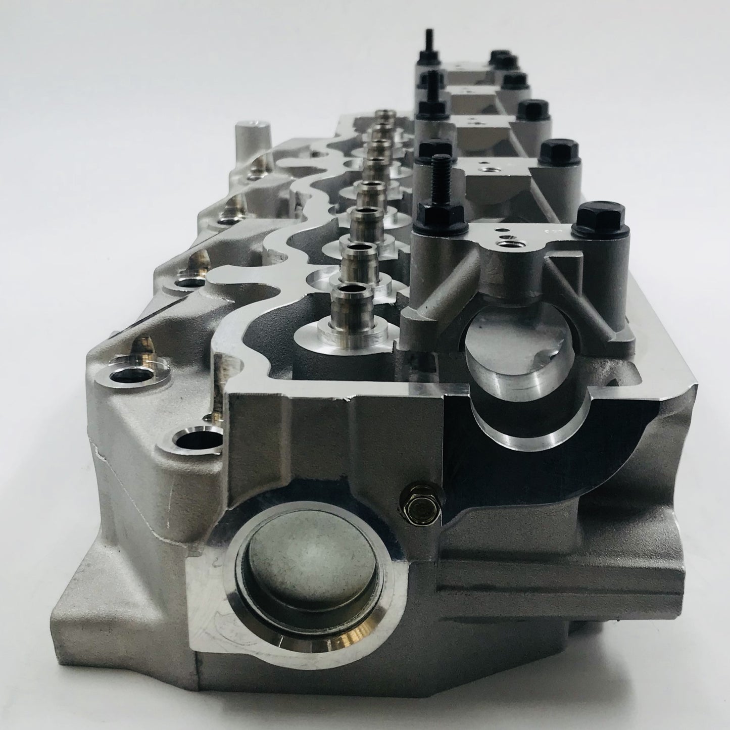 Cabeza De Motor Mitsubishi 2.5 Diesel  Sola