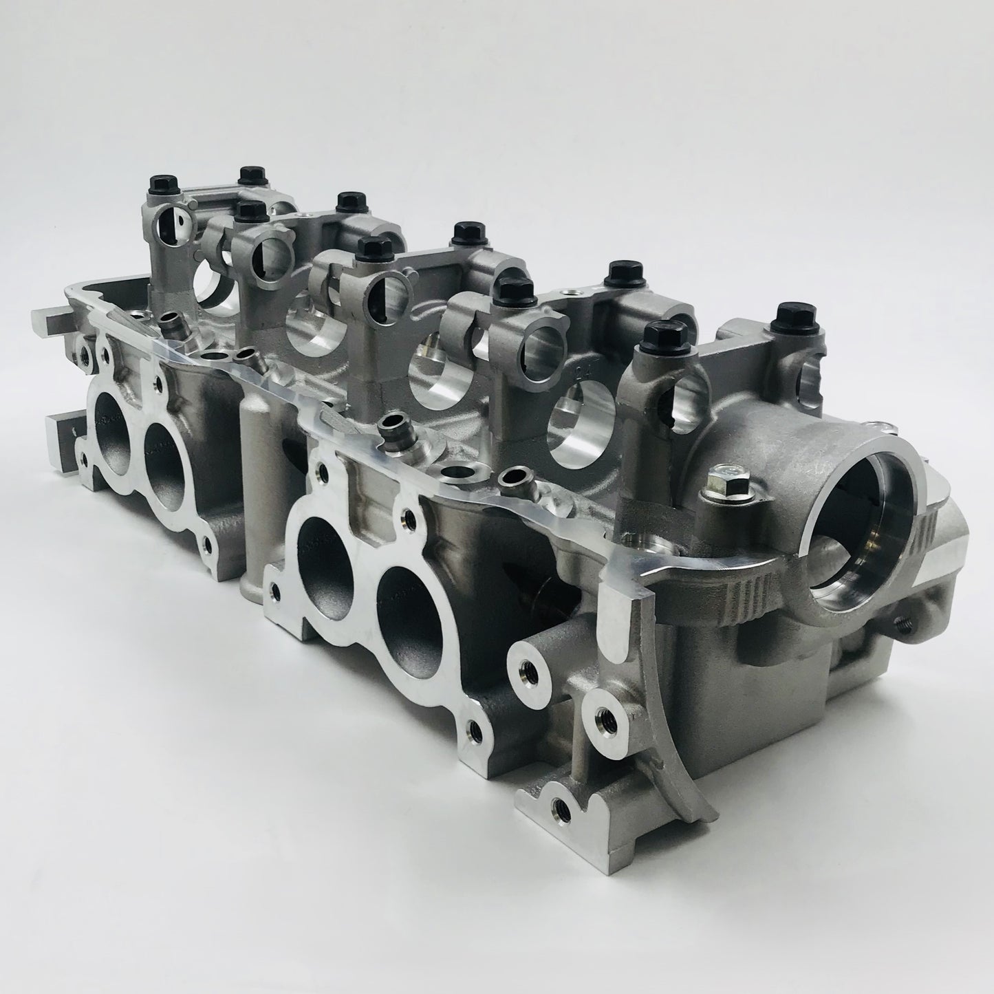 Cabeza De Motor Mitsubishi 2.5 Diesel  Sola