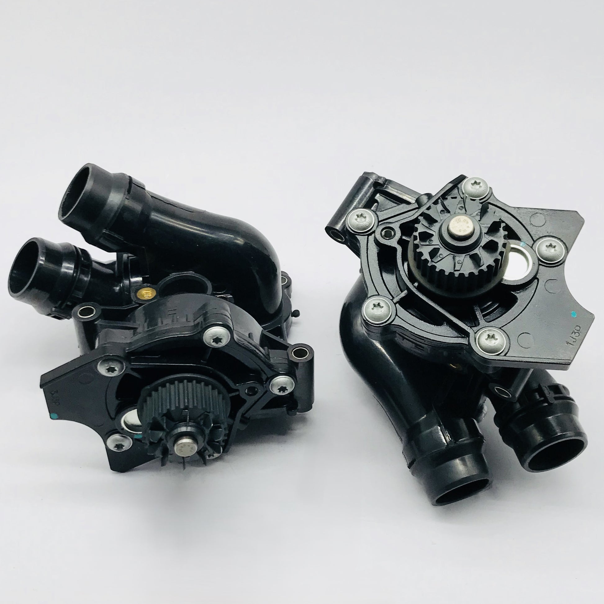 Bomba Agua VW 1.8T Passat Sharan Completa