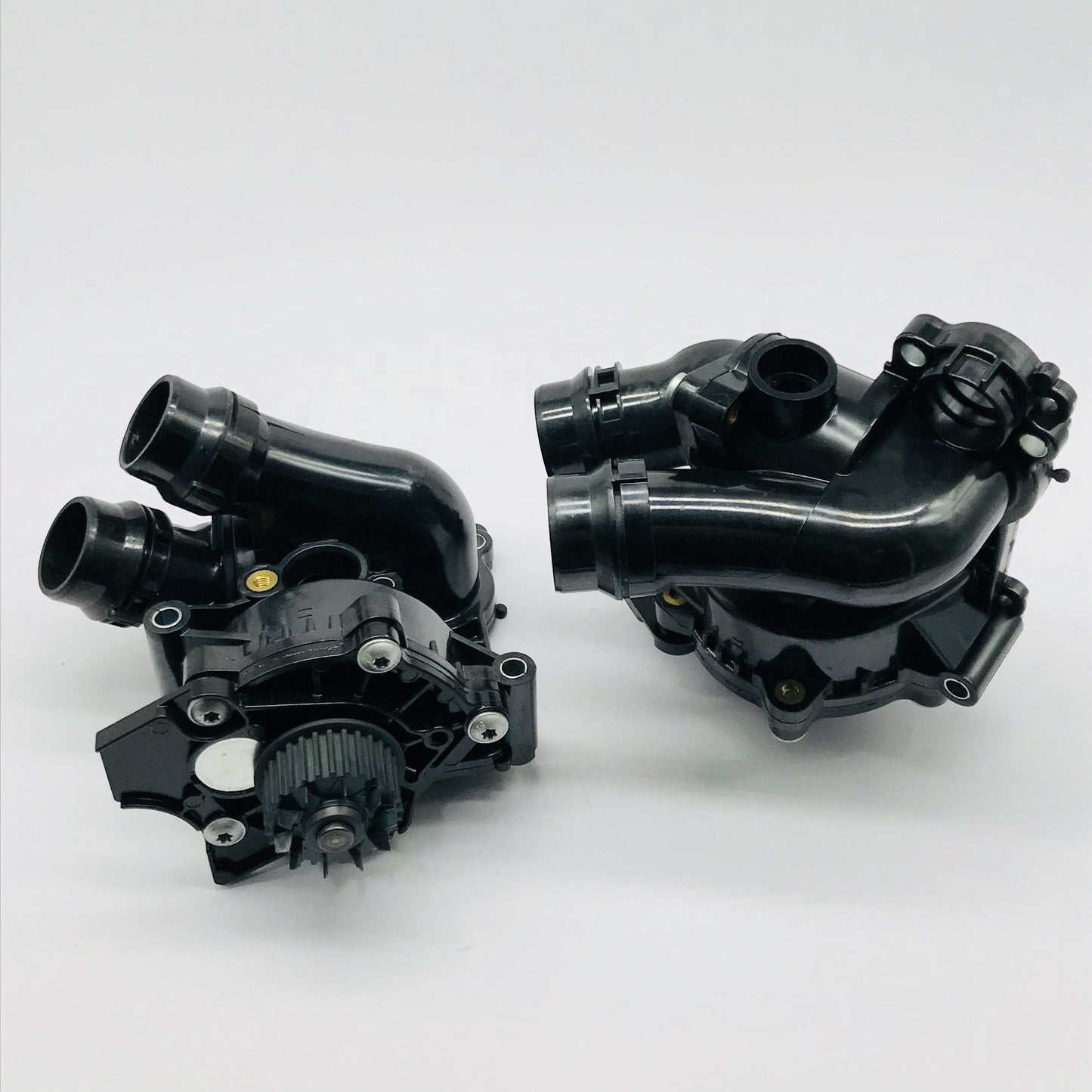 Bomba Agua VW 1.8 2.0 Jetta Golf A4 08-15 Completa C/ Bomba