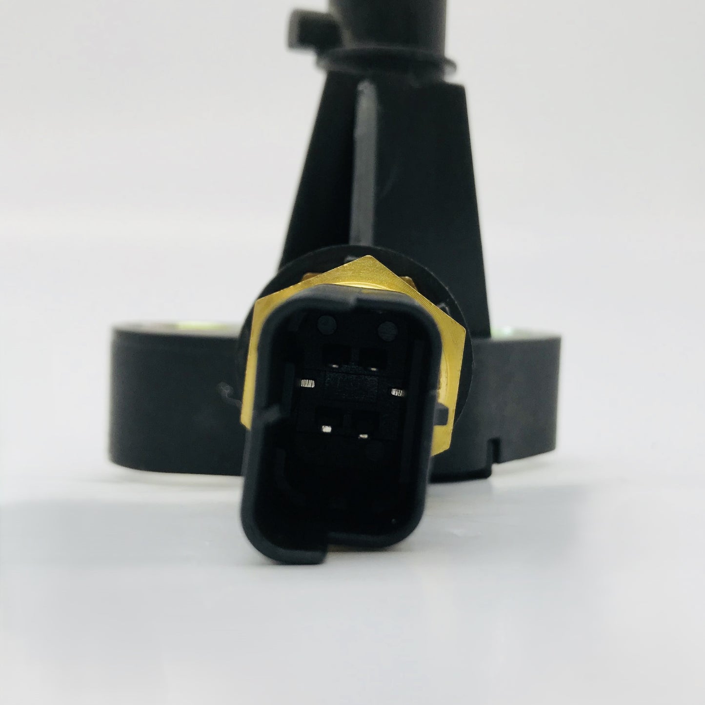 Toma Agua Fiat  Plastico C Bulbo  Chica 4Pin