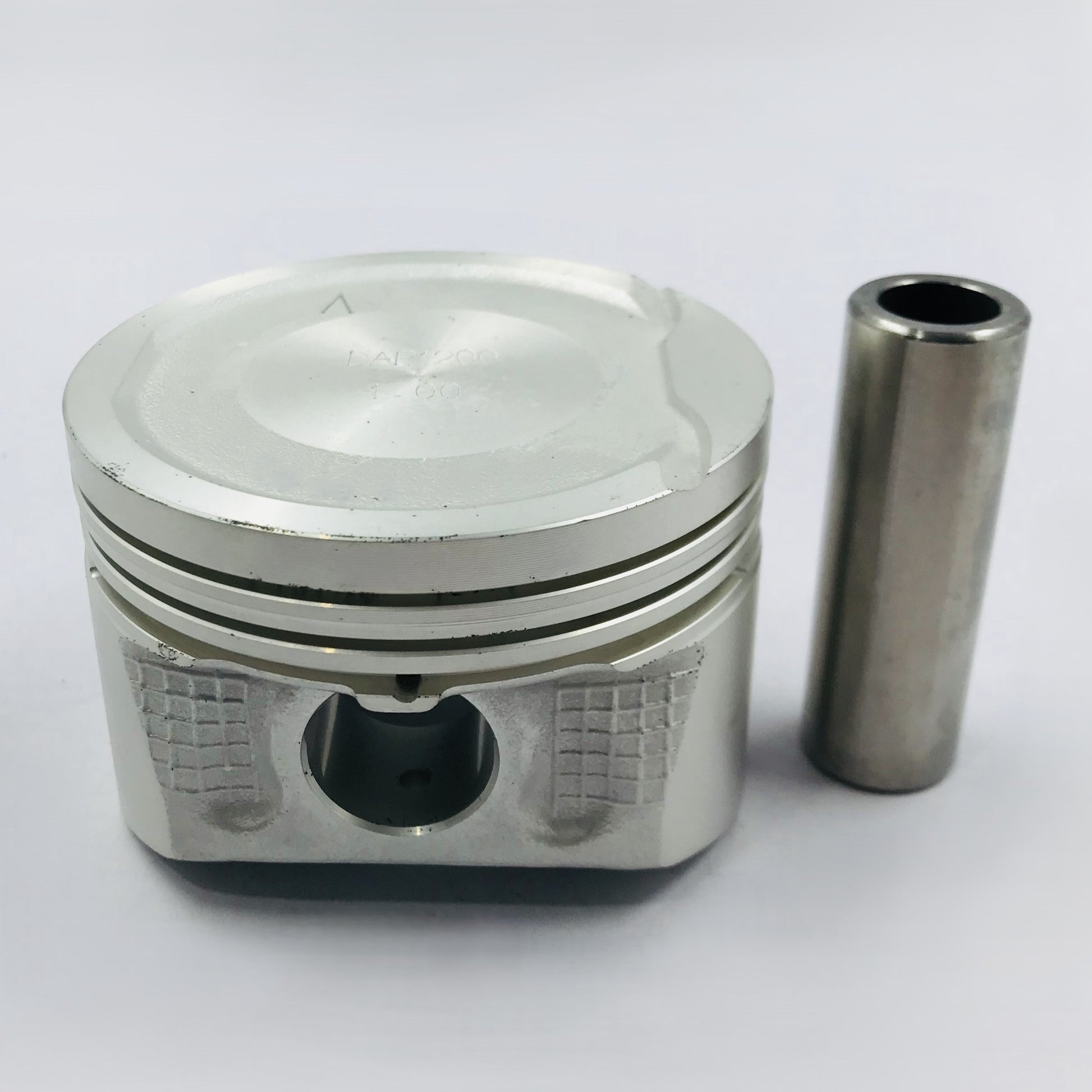 Pistones Nissan 1.6 Platina Clio P20  040