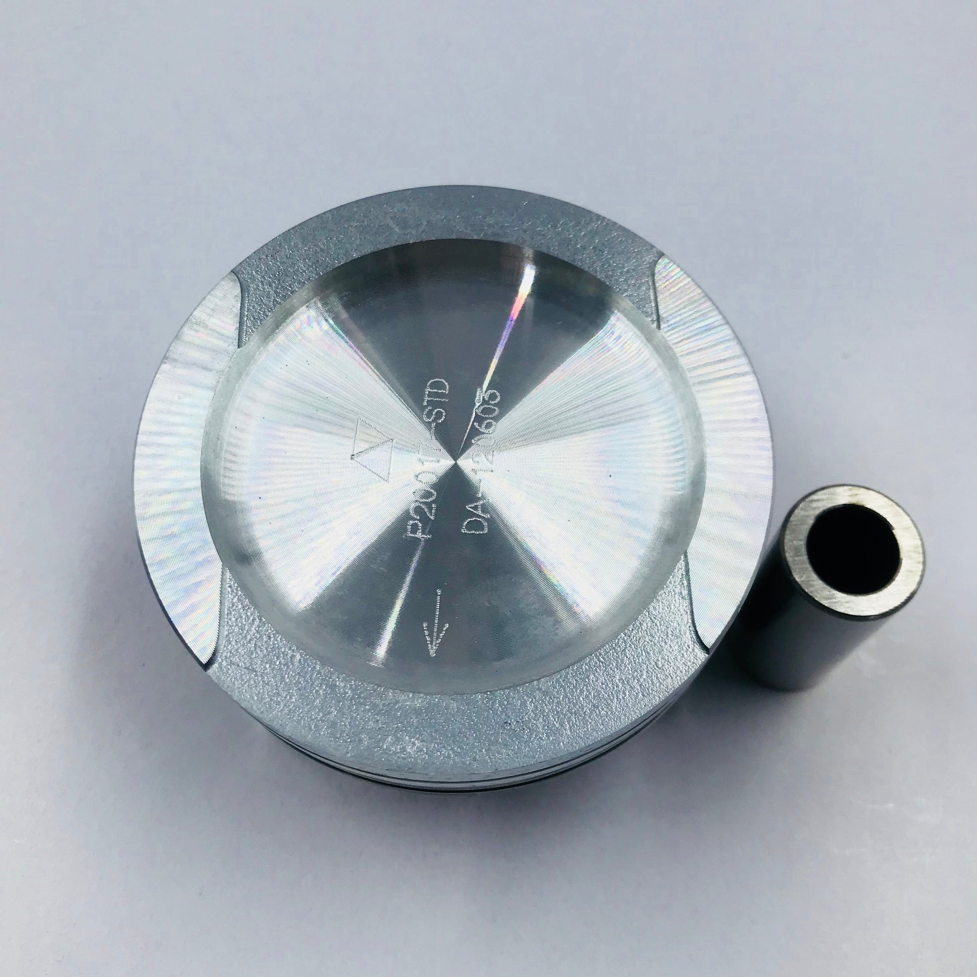 Pistones Vw 2.0 20V Jetta Golf 040 Perno 19M