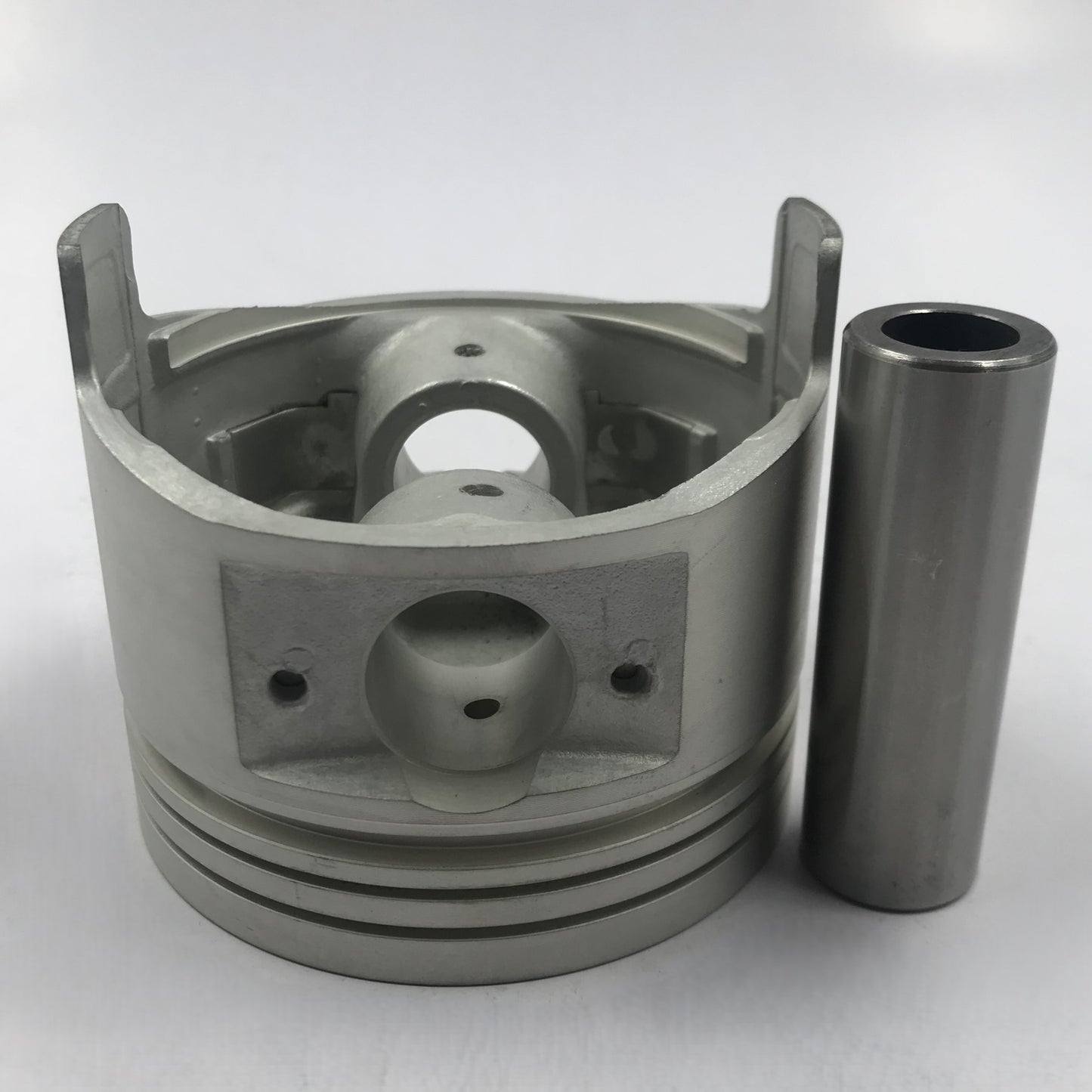 Pistones Isuzu 2.6 4Ze1 Trooper 040