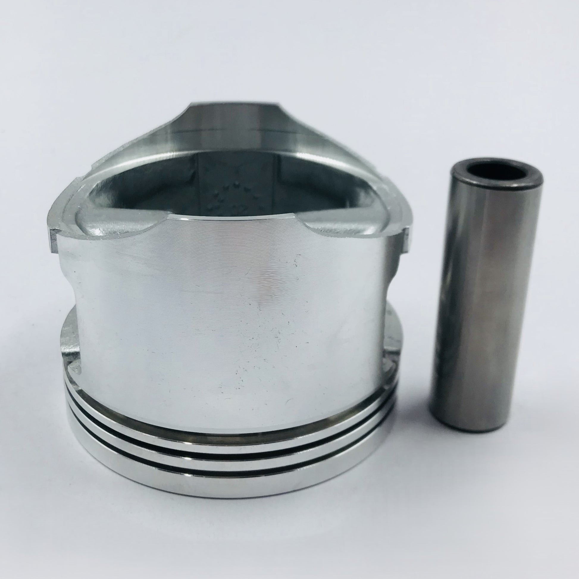 Pistones Nissan 2.4 12V 020 Poca Cazuela