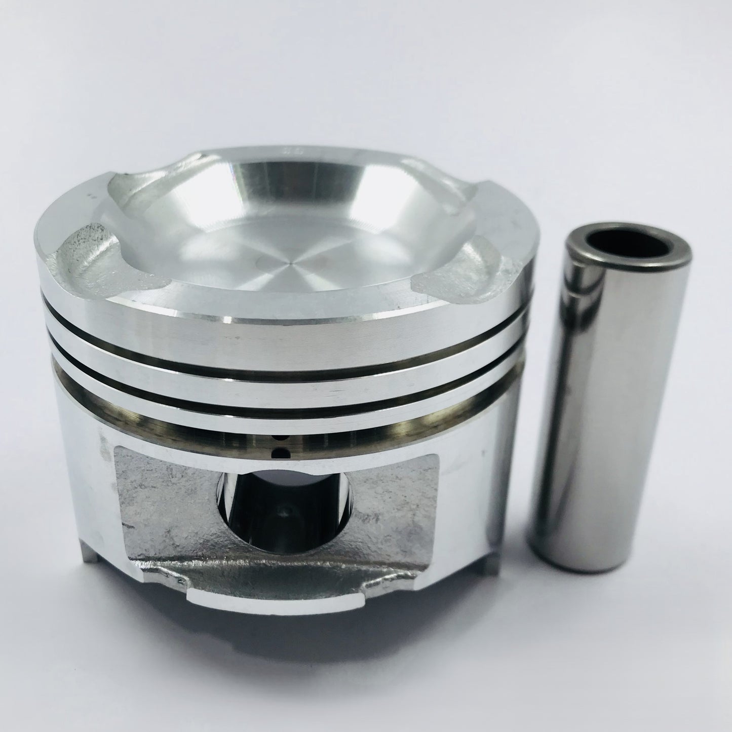 Pistones Mazda 2.2 B2200 030