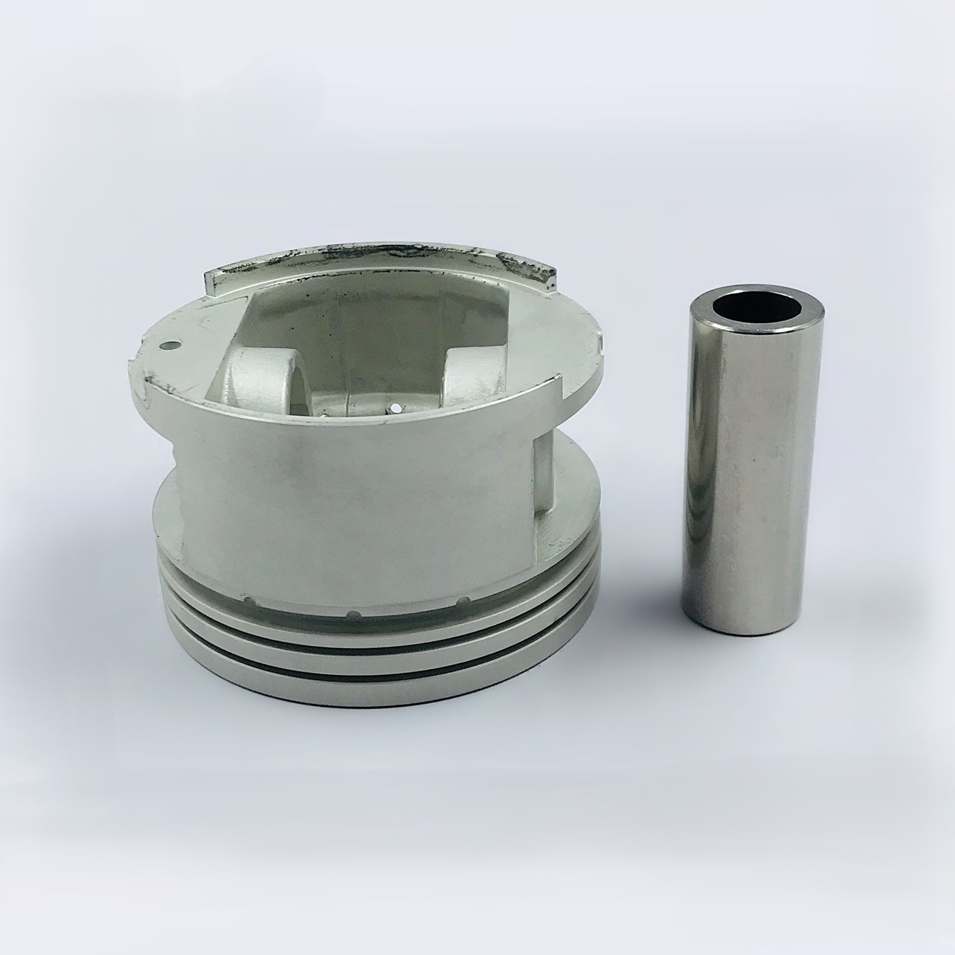 Pistones Chrys 2.5 825 S/Falda 86-95  97.5mm 1.5 1.5 4.0 a presion Diamond  020