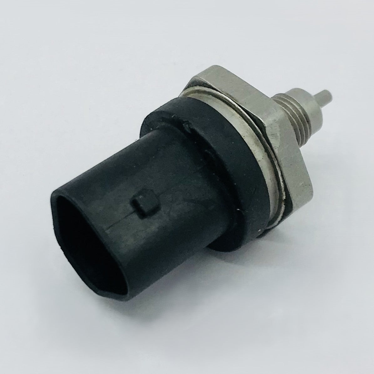 Bulbo Aceite Mazda 2.5 3 6 CX30 CX9 15-22 4 Pines Triangular