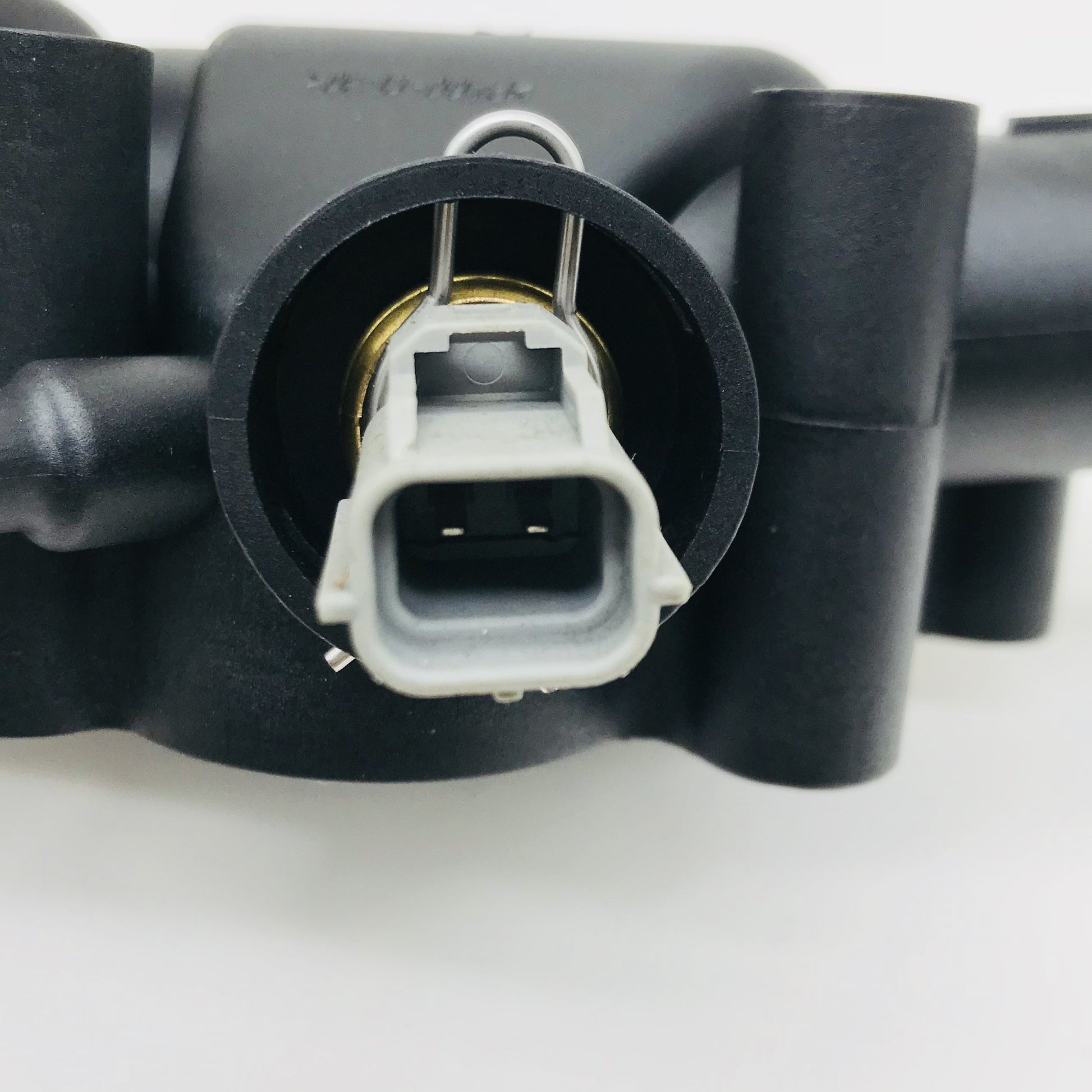 Toma Agua Ford 1.6 Ka Courier Alacran Sensor Plastico 98-10