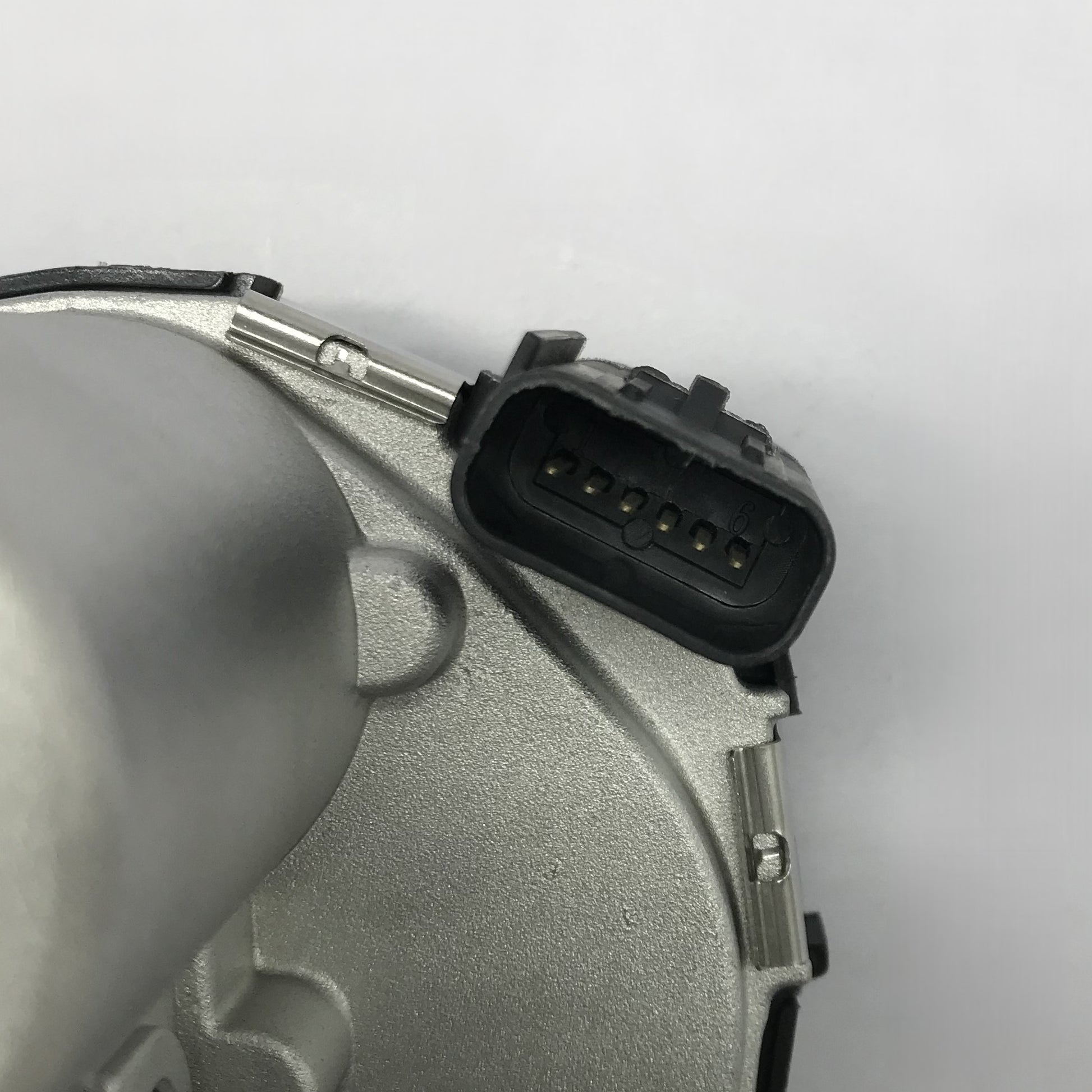 Cuerpo Ford 6.2 15-21 6Pin